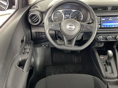 New 2025 Nissan Kicks Play S image 14