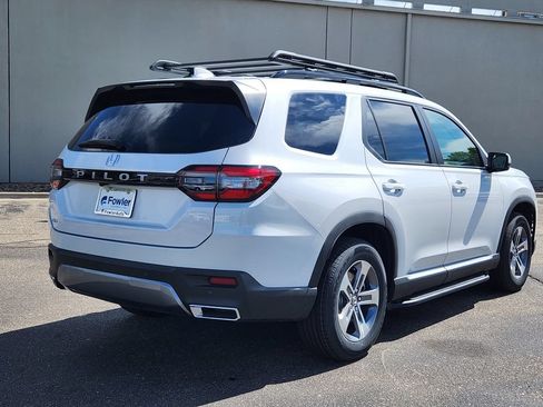 New 2026 Honda Pilot EX-L image 7