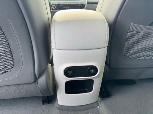 New 2025 Hyundai Ioniq 5 SEL image 13
