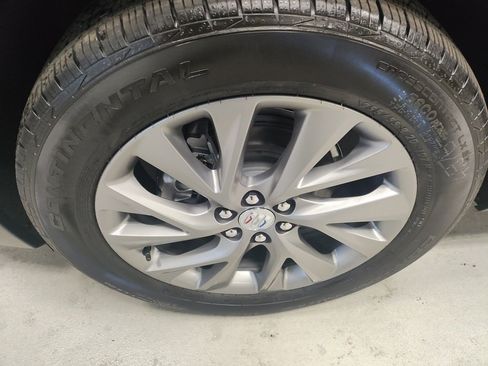 New 2026 Buick Enclave Preferred w/ Power Package image 19