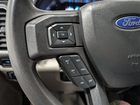 Used 2022 Ford F450 XLT w/ XLT Premium Package image 24