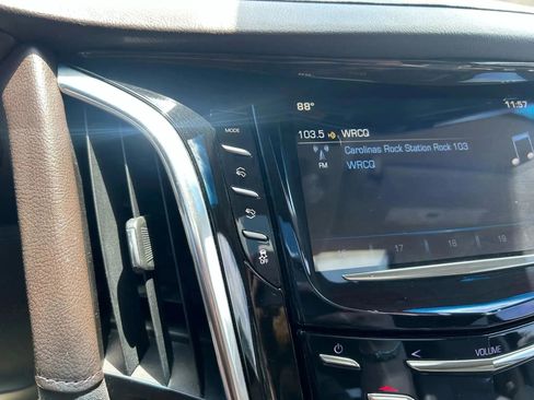 Used 2017 Cadillac Escalade ESV Premium Luxury image 23