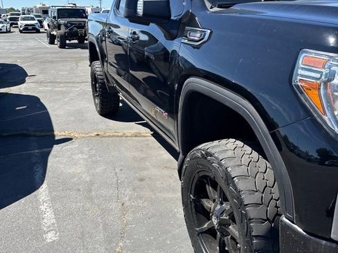 Used 2021 GMC Sierra 1500 AT4 AWD/4WD image 5