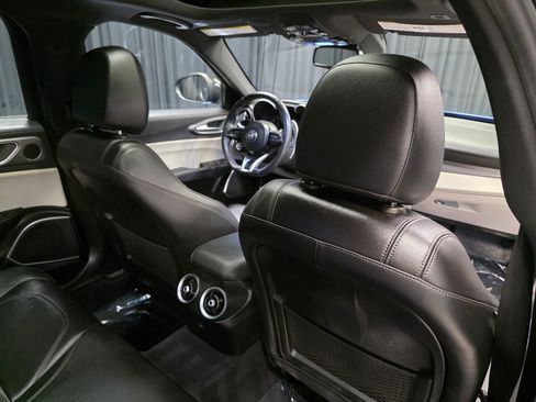 Used 2021 Alfa Romeo Giulia Ti Sport AWD/4WD image 43