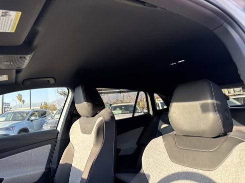 New 2025 Volkswagen ID.4 Pro image 15