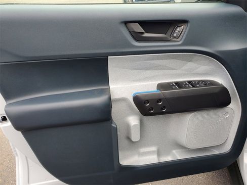 New 2025 Ford Maverick XLT w/ XLT Luxury Package image 20