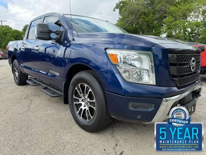 Used 2021 Nissan Titan SV w/ SV Convenience Package