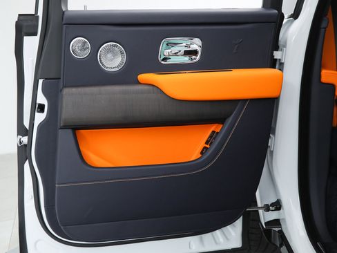 Used 2026 Rolls-Royce Cullinan image 24