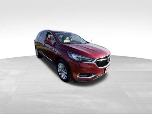 Used 2018 Buick Enclave Premium w/ Experience Buick Package AWD/4WD image 4
