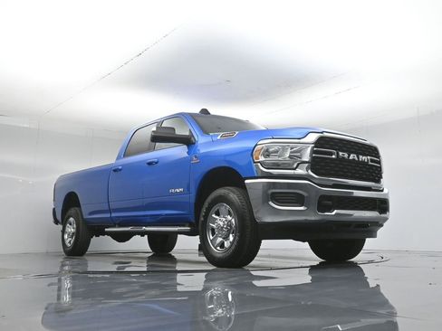 Used 2022 RAM 2500 Big Horn AWD/4WD image 50