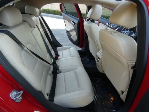 Used 2019 Mercedes-Benz GLA 250 image 36