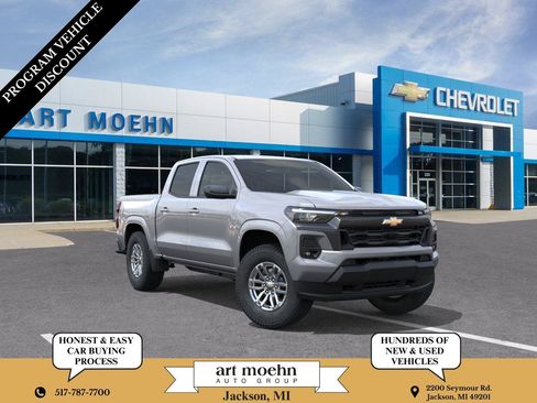New 2026 Chevrolet Colorado LT w/ LT Convenience Package AWD/4WD image 1