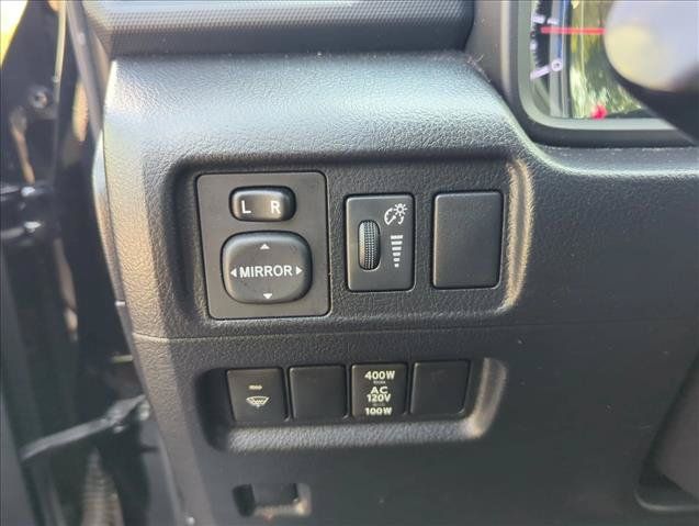 Used 2018 Toyota 4Runner SR5 RWD image 11