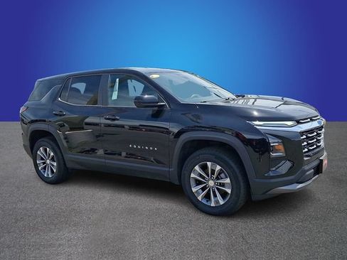 Used 2025 Chevrolet Equinox LT AWD/4WD image 2