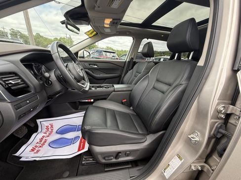 Certified 2022 Nissan Rogue SL w/ SL Premium Package image 14