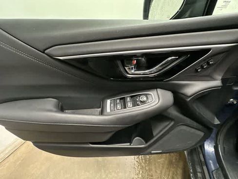 Used 2023 Subaru Outback Limited image 19