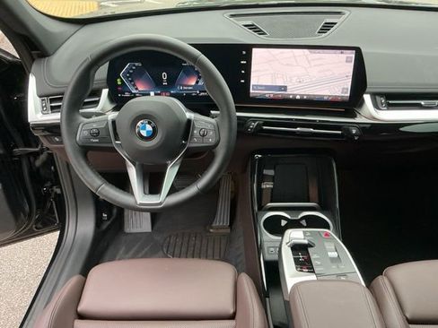 Used 2025 BMW X1 xDrive28i w/ Convenience Package AWD/4WD image 13