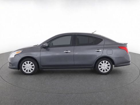 Used 2017 Nissan Versa SV FWD image 6