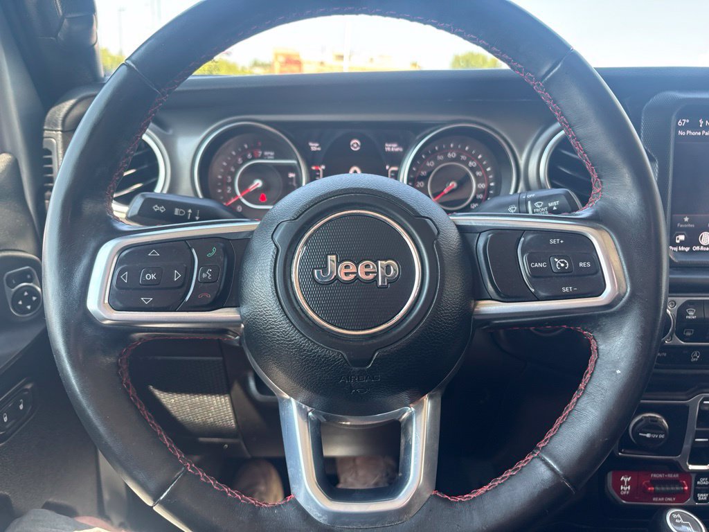 Used 2022 Jeep Gladiator Rubicon w/ Cold Weather Group AWD/4WD image 13
