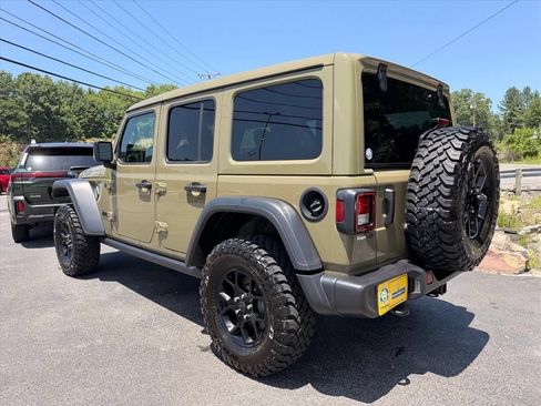 Used 2025 Jeep Wrangler Unlimited Sport AWD/4WD image 5