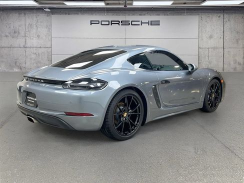 Certified 2025 Porsche 718 Cayman RWD image 9