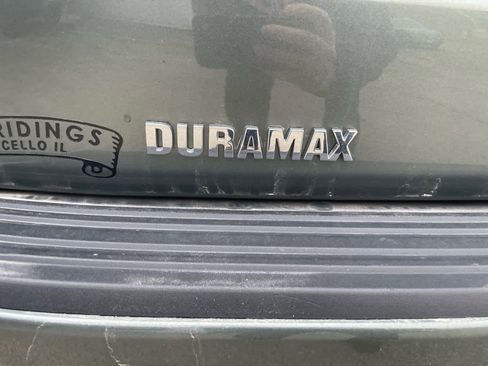 Used 2024 Chevrolet Suburban High Country image 5