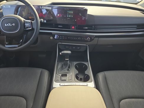 New 2026 Kia Carnival FWD image 14