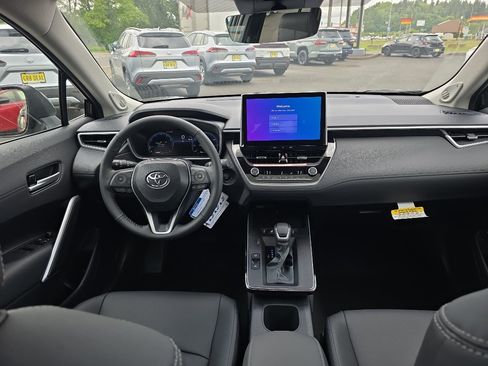 New 2026 Toyota Corolla Cross XLE AWD/4WD image 21
