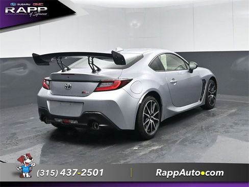 Used 2024 Toyota GR86 image 14