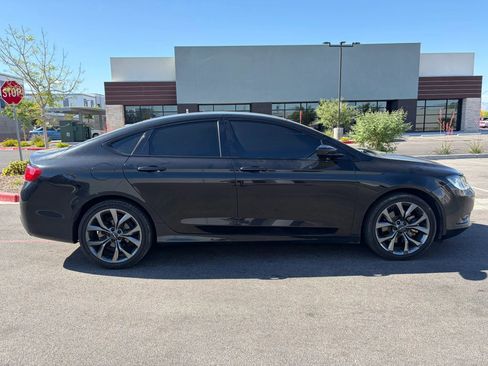 Used 2015 Chrysler 200 S w/ Navigation & Sound Group I image 4