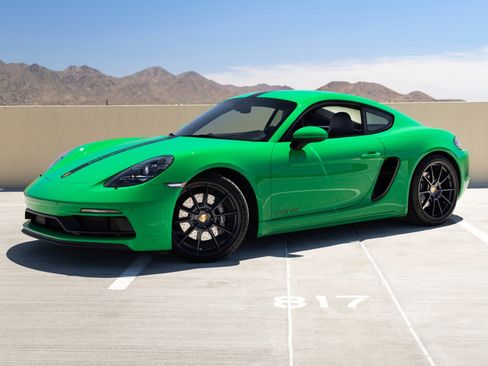 Used 2021 Porsche 718 Cayman GTS RWD image 1