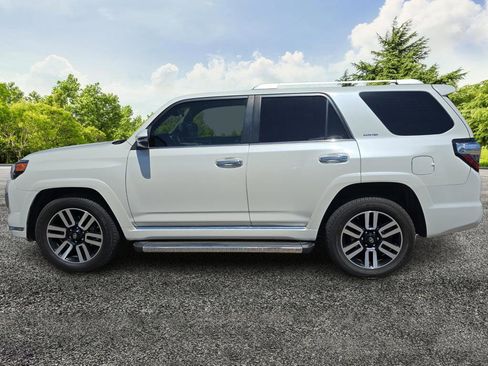 Used 2016 Toyota 4Runner Limited image 4