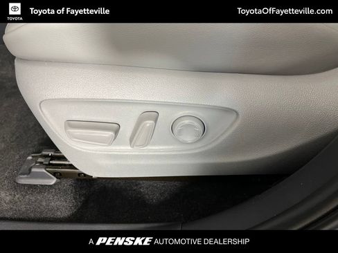 Certified 2026 Toyota Highlander XLE AWD/4WD image 26