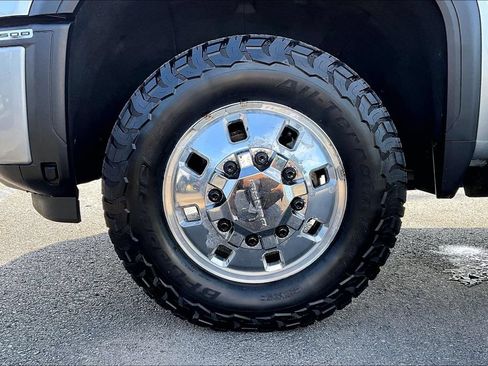 Used 2024 GMC Sierra 3500 Denali Ultimate AWD/4WD image 36