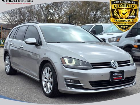 Used 2016 Volkswagen Golf S FWD image 1