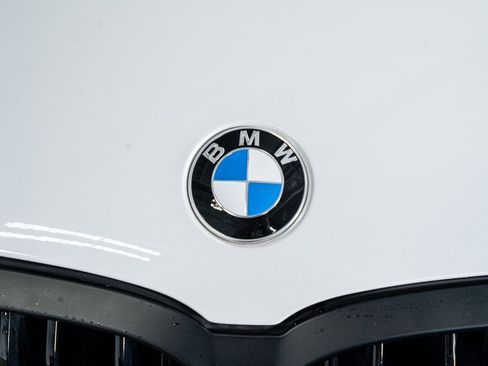 Used 2025 BMW 840i image 17