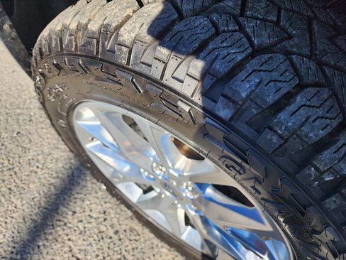 Used 2016 Ford Expedition Limited image 42