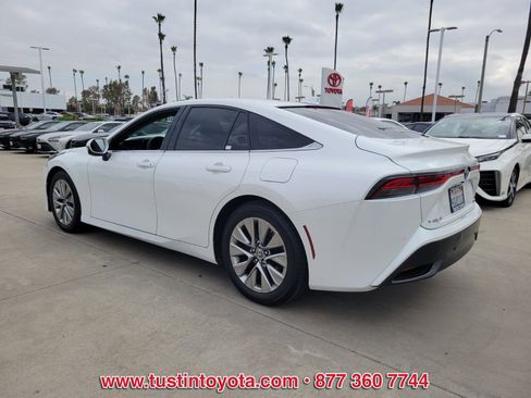 Certified 2023 Toyota Mirai w/ Advanced Technology Package RWD image 6