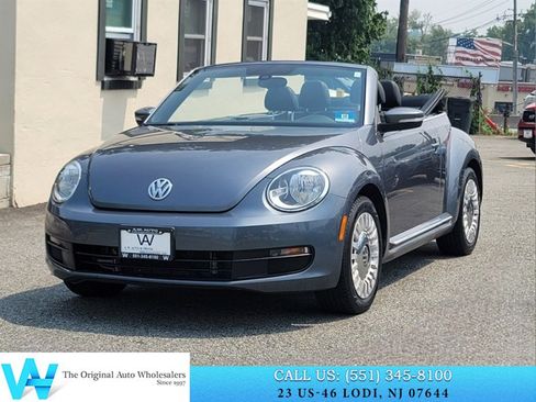 Used 2016 Volkswagen Beetle 1.8T S FWD image 3