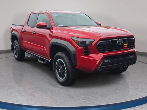 Used 2024 Toyota Tacoma TRD Off-Road AWD/4WD image 3