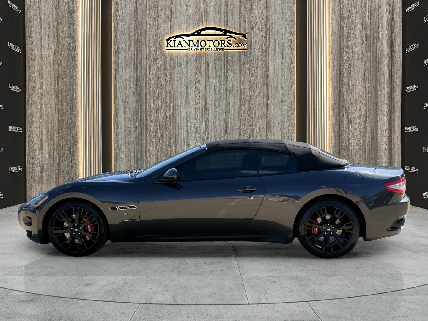 Used 2016 Maserati GranTurismo Convertible RWD image 8