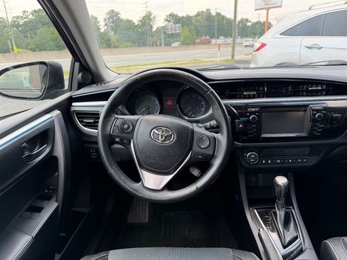 Used 2014 Toyota Corolla S FWD image 26