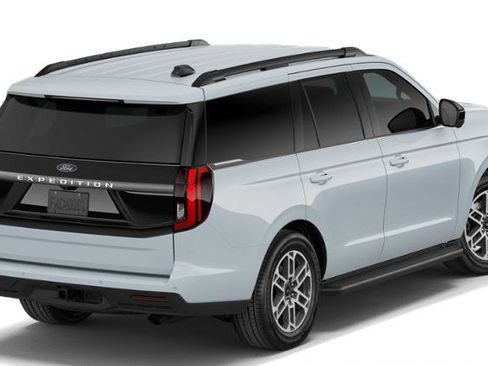 New 2026 Ford Expedition Active image 26