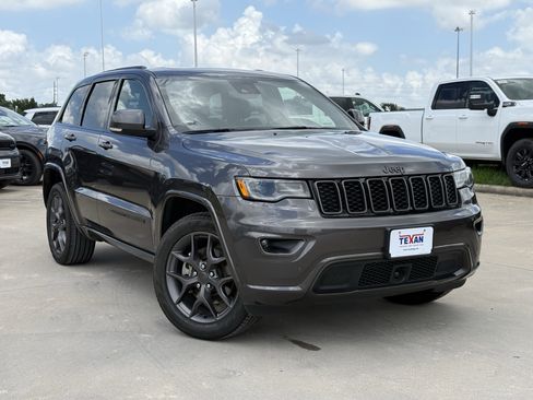 Used 2021 Jeep Grand Cherokee Limited w/ Quick Order Package 28K 80th AWD/4WD image 2