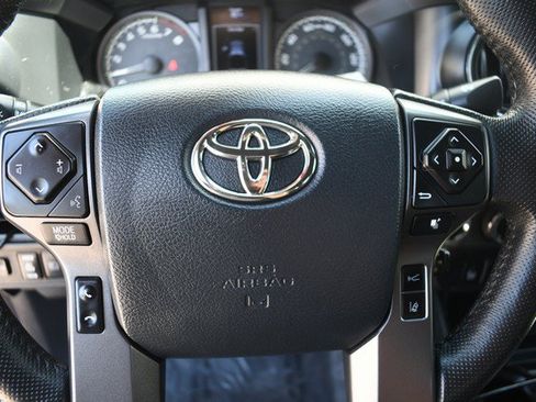 Used 2019 Toyota Tacoma TRD Sport w/ Technology Package AWD/4WD image 30