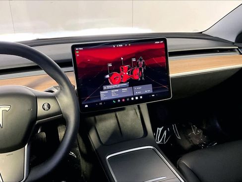 Used 2023 Tesla Model 3 Long Range AWD/4WD image 6