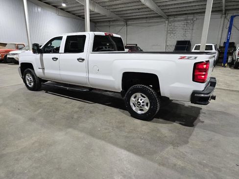 Used 2015 Chevrolet Silverado 2500 LT w/ Z71 Package, Off-Road AWD/4WD image 8