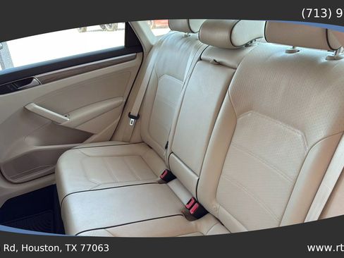 Used 2016 Volkswagen Passat 1.8T SE image 24