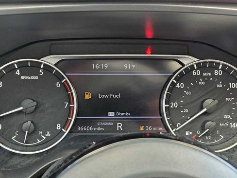 Used 2023 Nissan Rogue SV FWD image 22