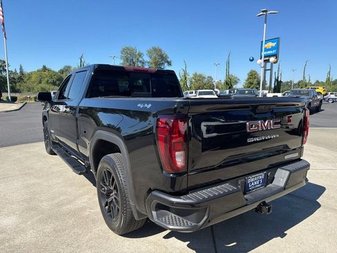 Used 2025 GMC Sierra 1500 Elevation w/ Elevation Premium Package AWD/4WD image 3